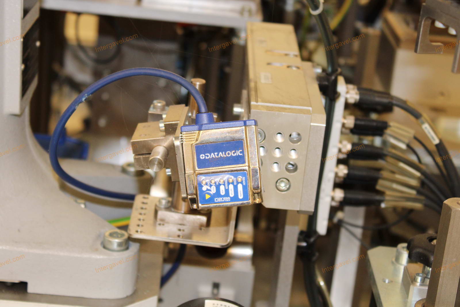 Bontott szerelő munkahely TS 60-as Stäubli robottal 12