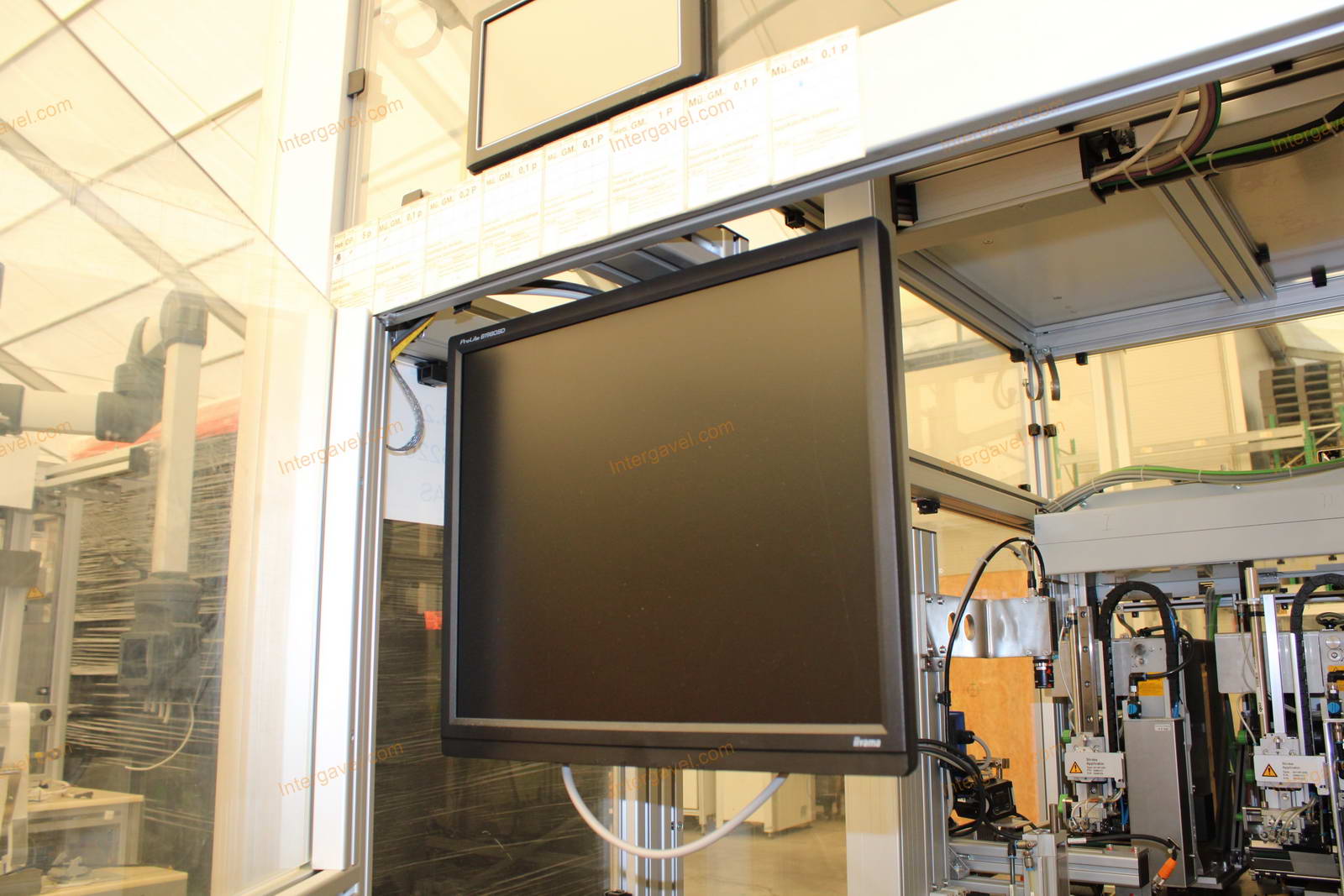 Bontott szerelő munkahely TS 60-as Stäubli robottal 20