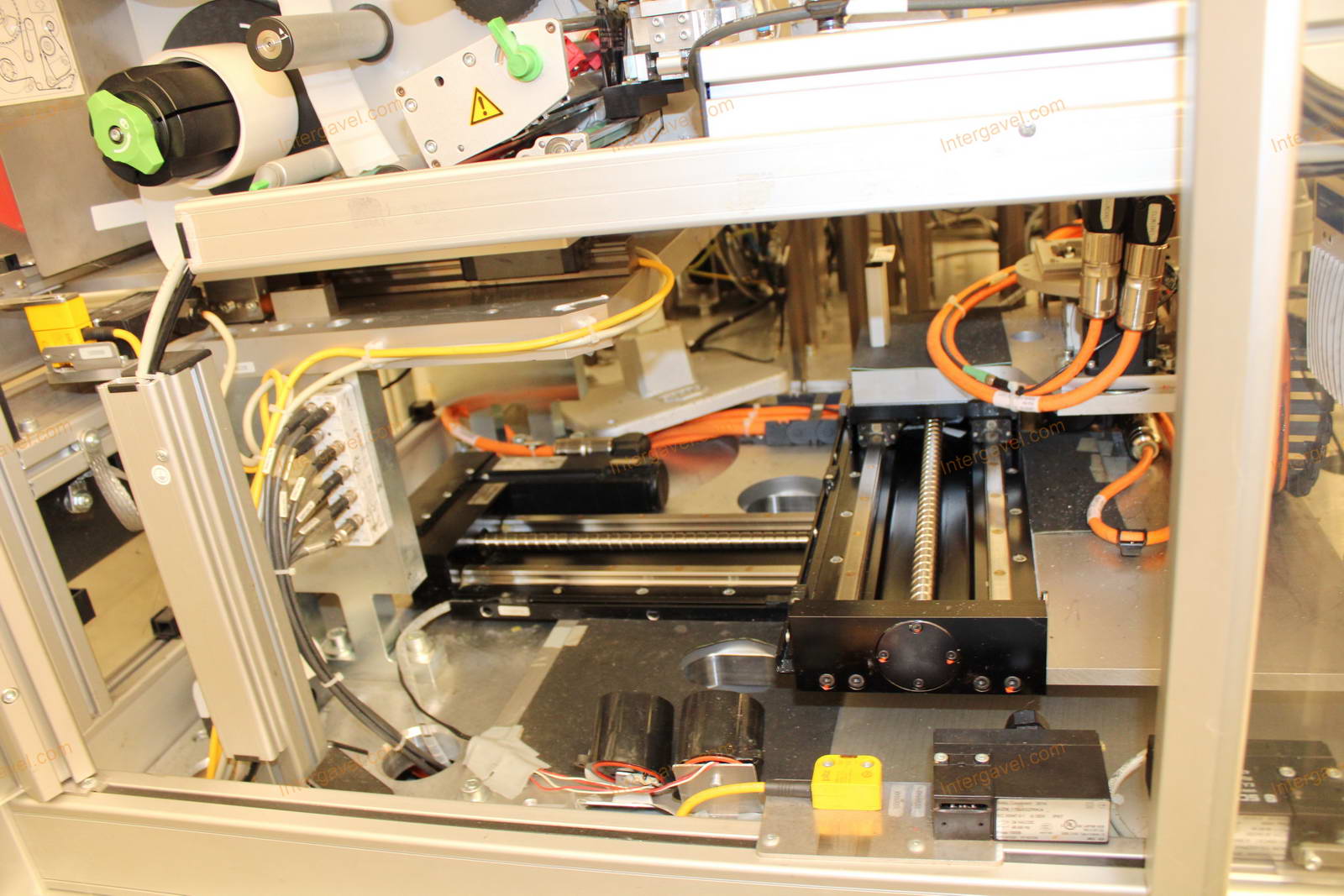 Bontott szerelő munkahely TS 60-as Stäubli robottal 21