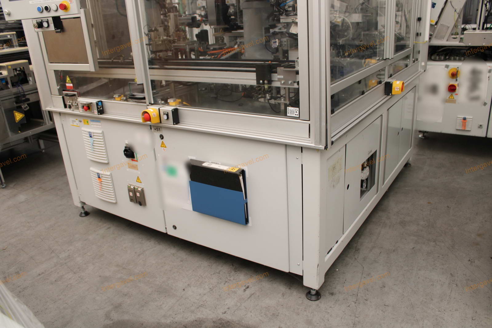 Bontott szerelő munkahely TS 60-as Stäubli robottal 23