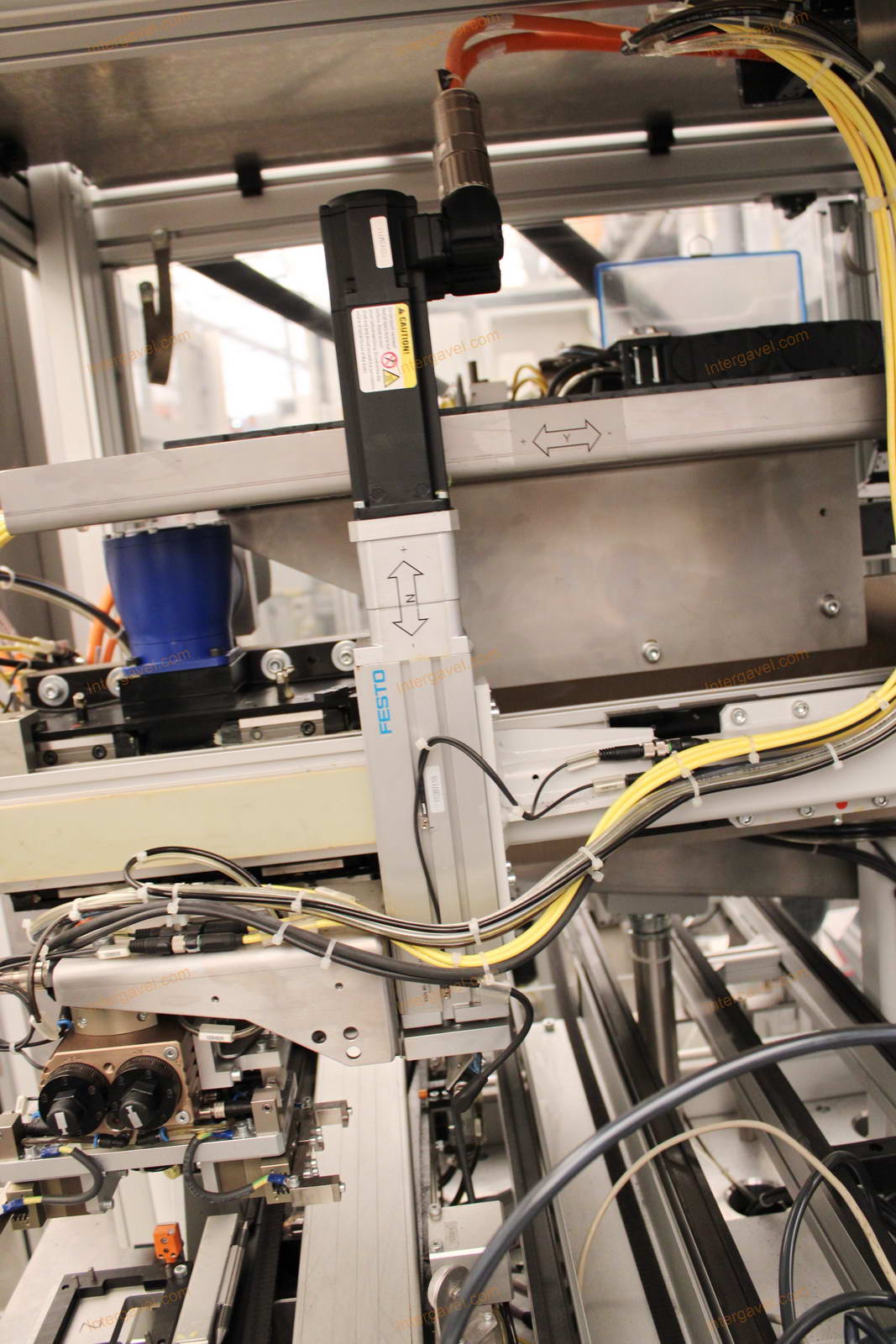 Bontott szerelő munkahely 4