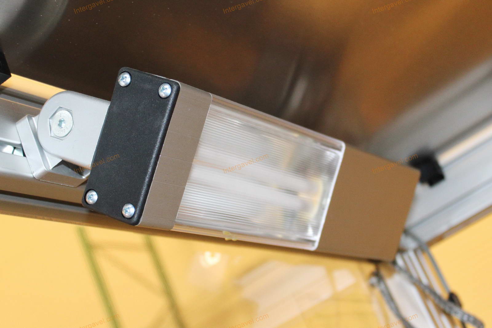 Bontott szerelő munkahely 9