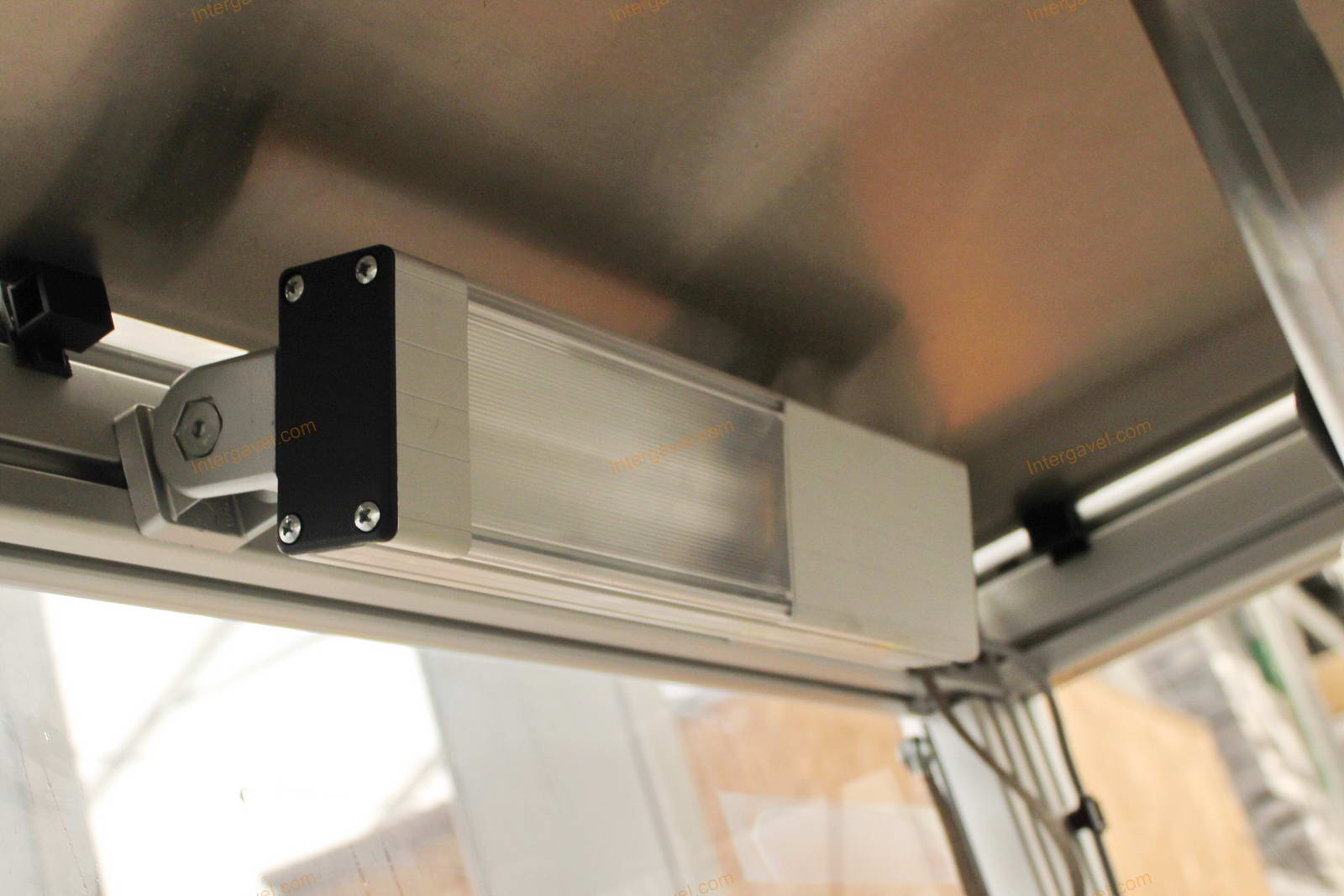 Bontott szerelő munkahely 11