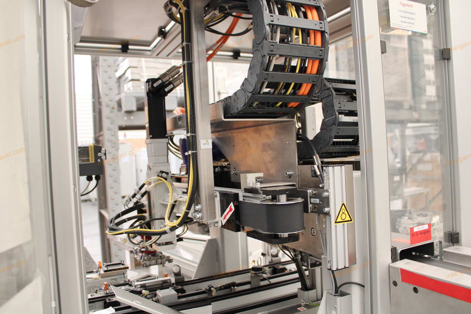 Bontott szerelő munkahely 8