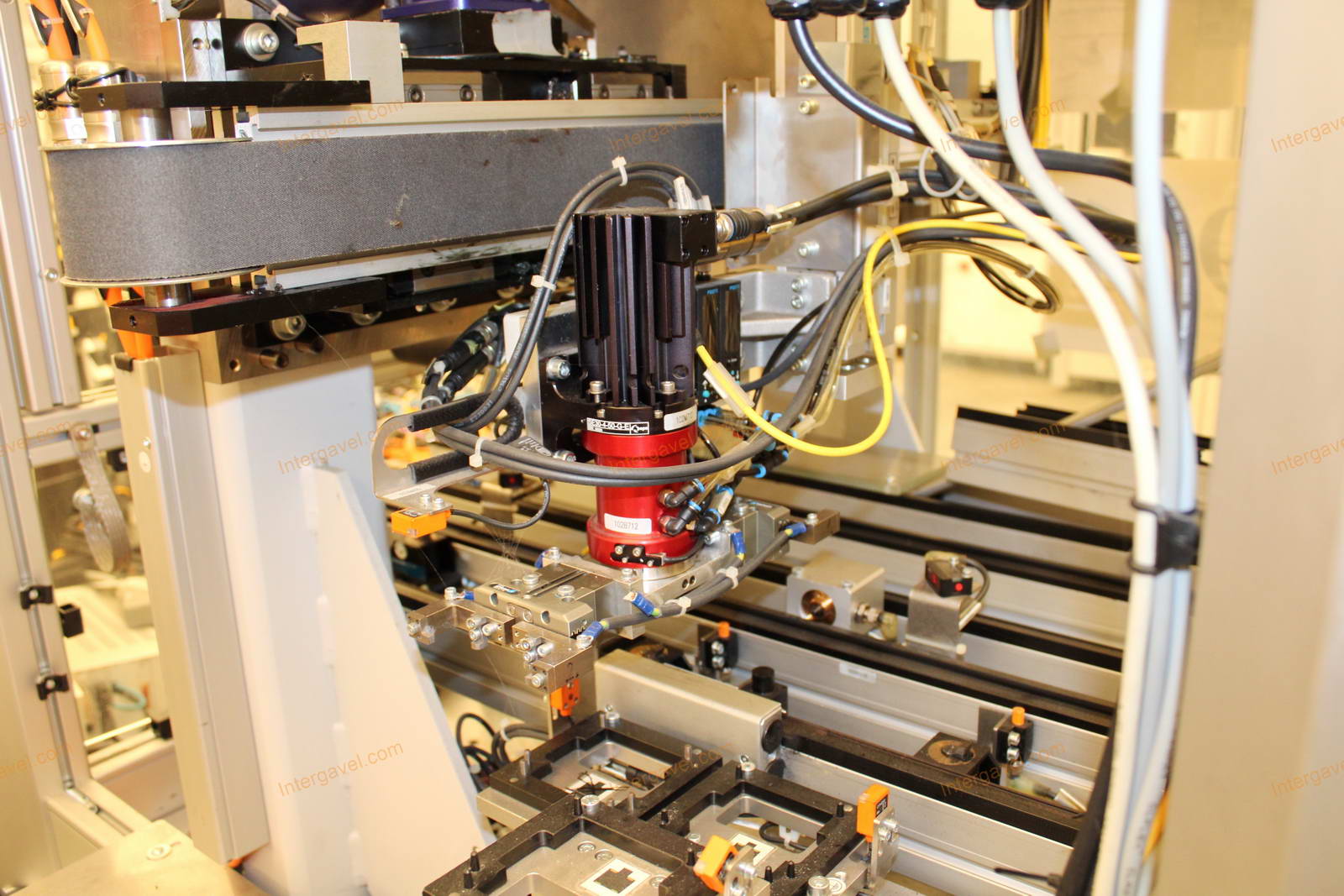 Bontott szerelő munkahely 9