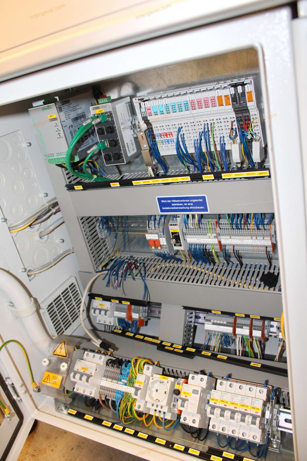 Bontott szerelő munkahely 15