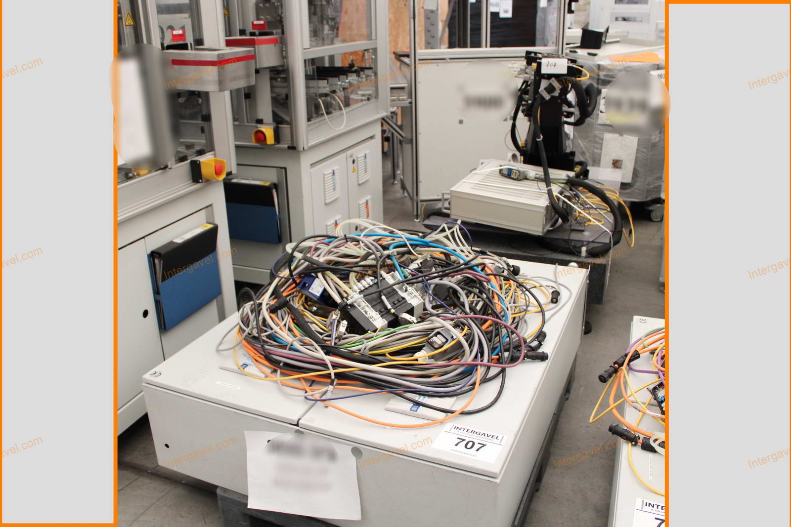 Bontott alkatrészek