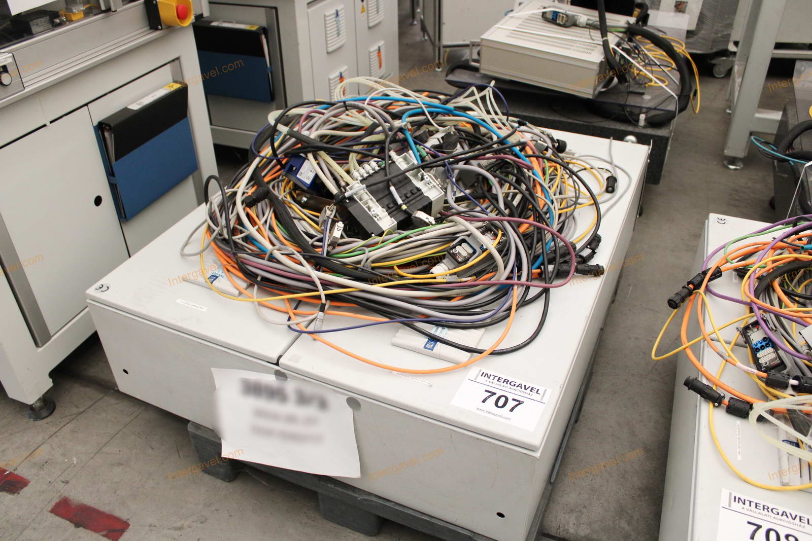 Bontott  alkatrészek 2