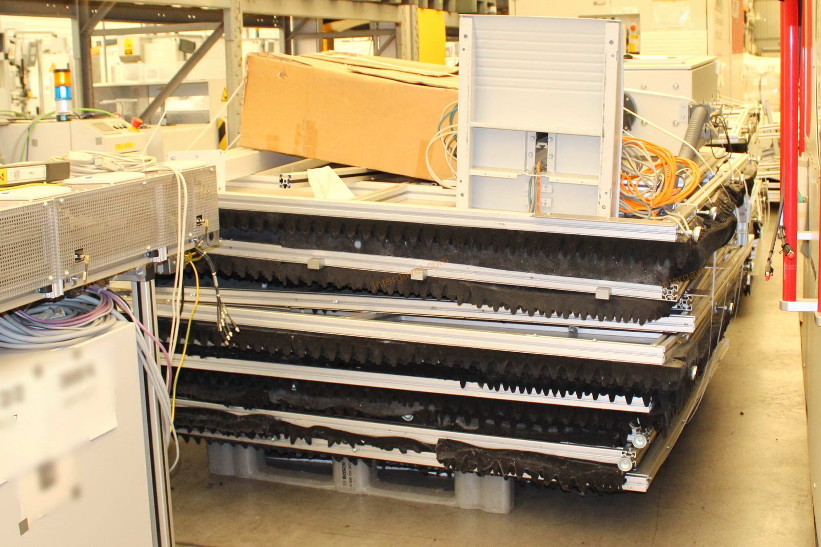 Bontott  alkatrészek 12