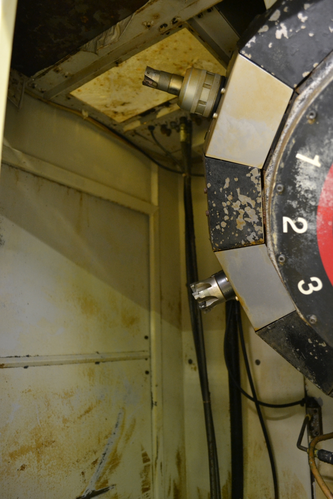 Megmunkáló központ 15