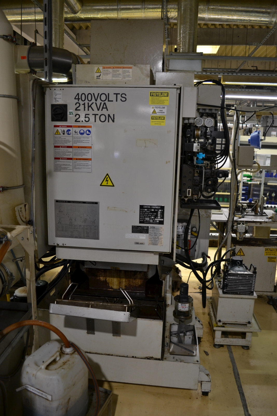 Megmunkáló központ 21