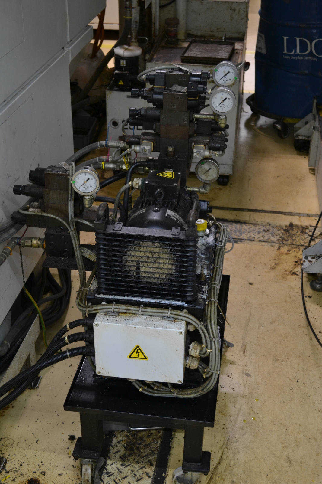 Megmunkáló központ 8