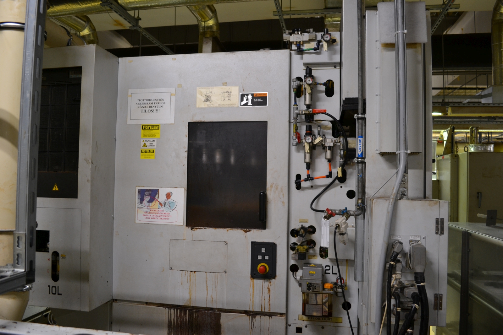 Megmunkáló központ 10