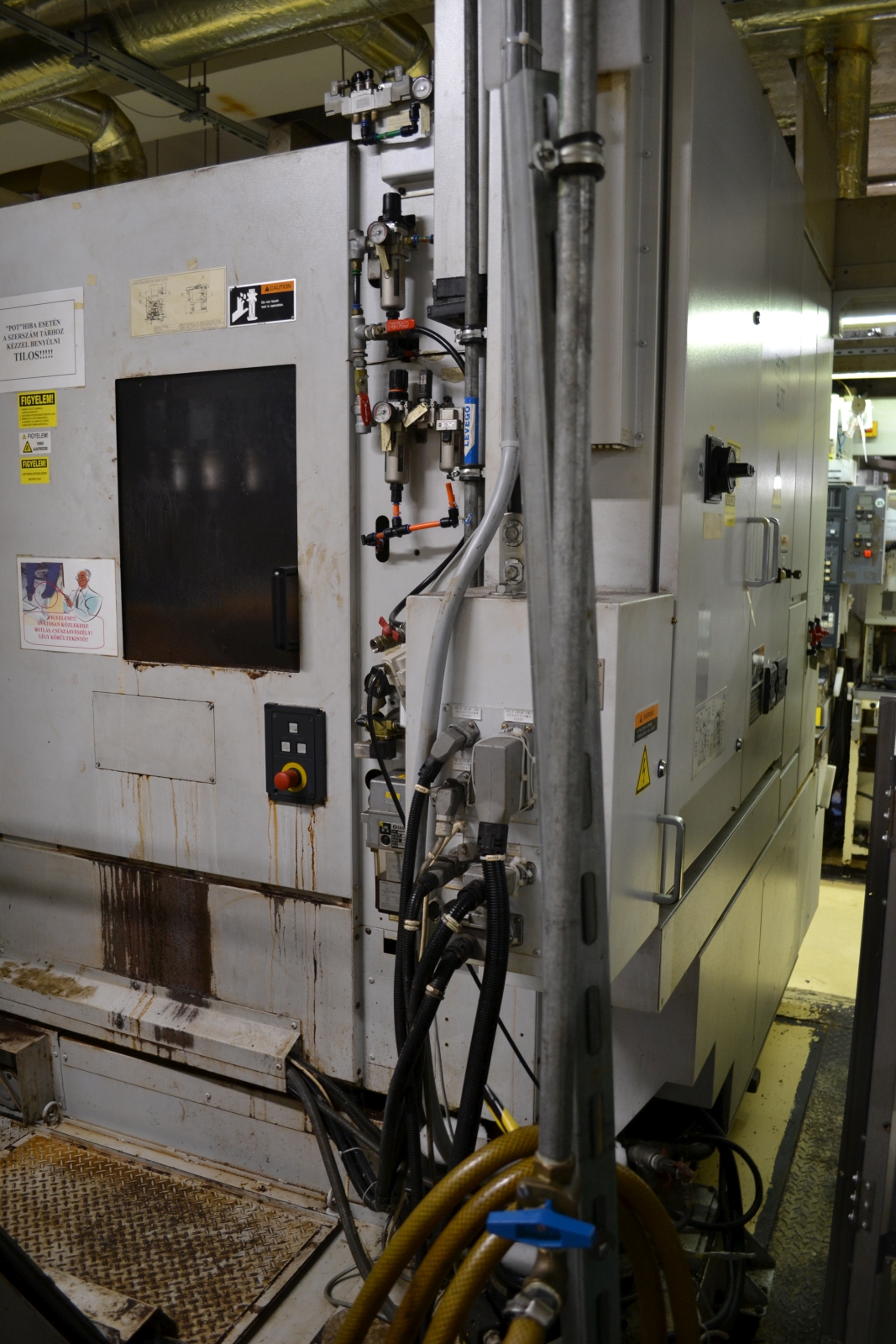 Megmunkáló központ 11