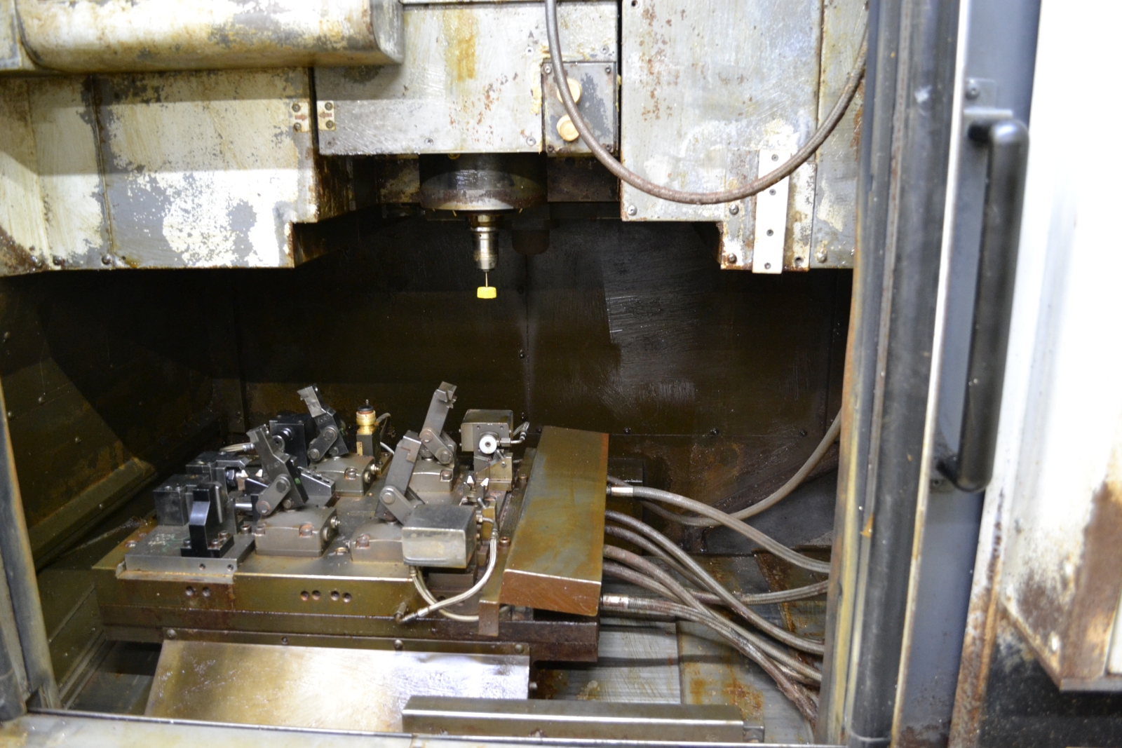 Megmunkáló központ 4