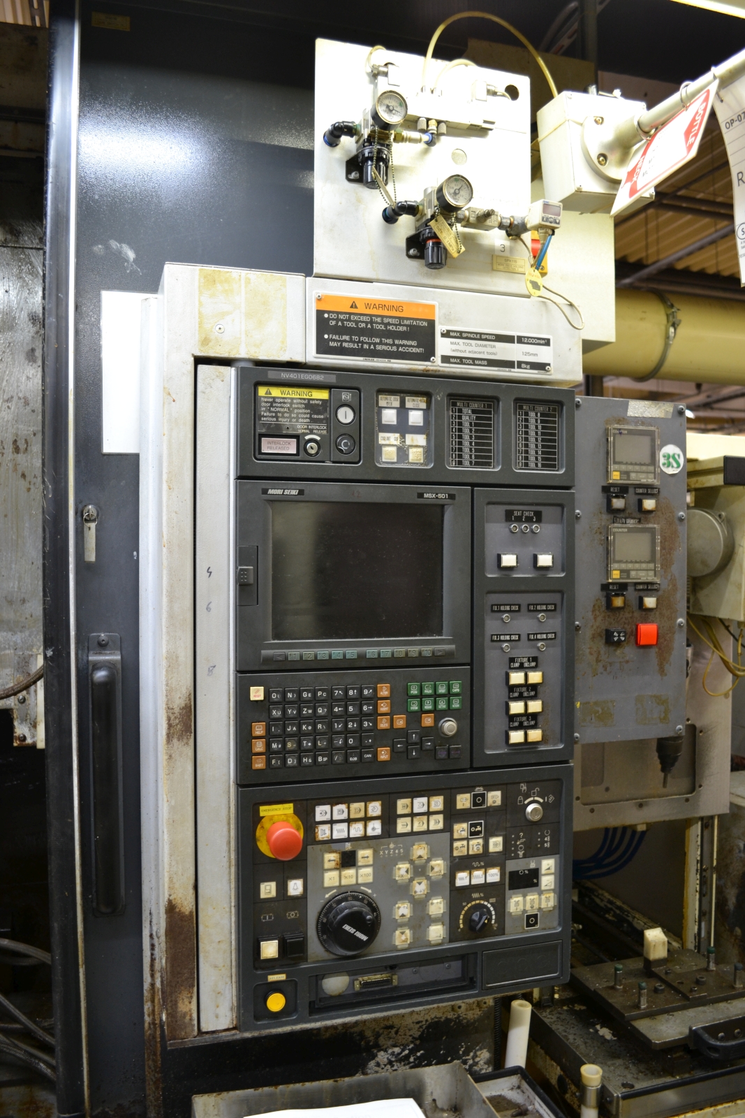 Megmunkáló központ 8