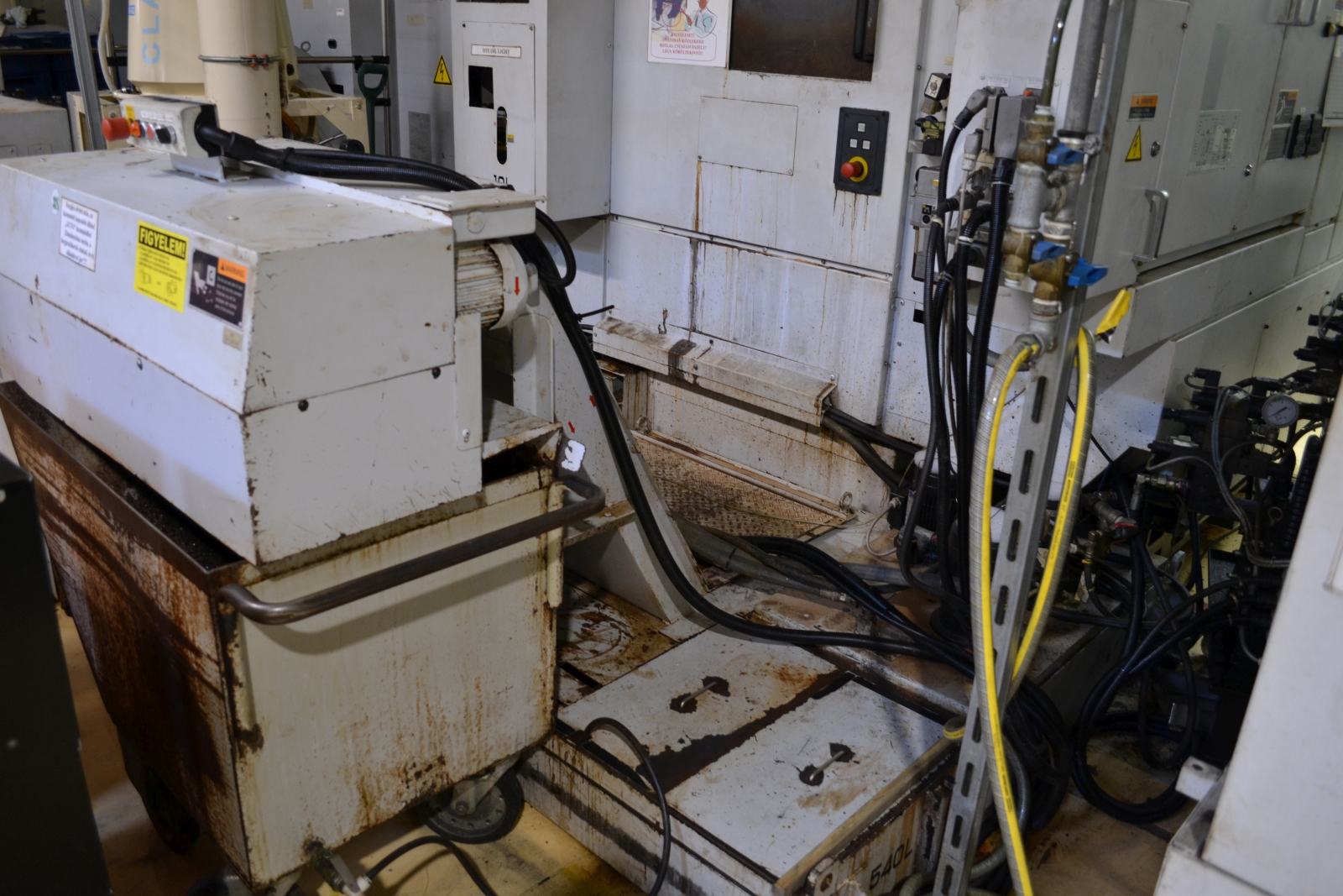 Megmunkáló központ 13