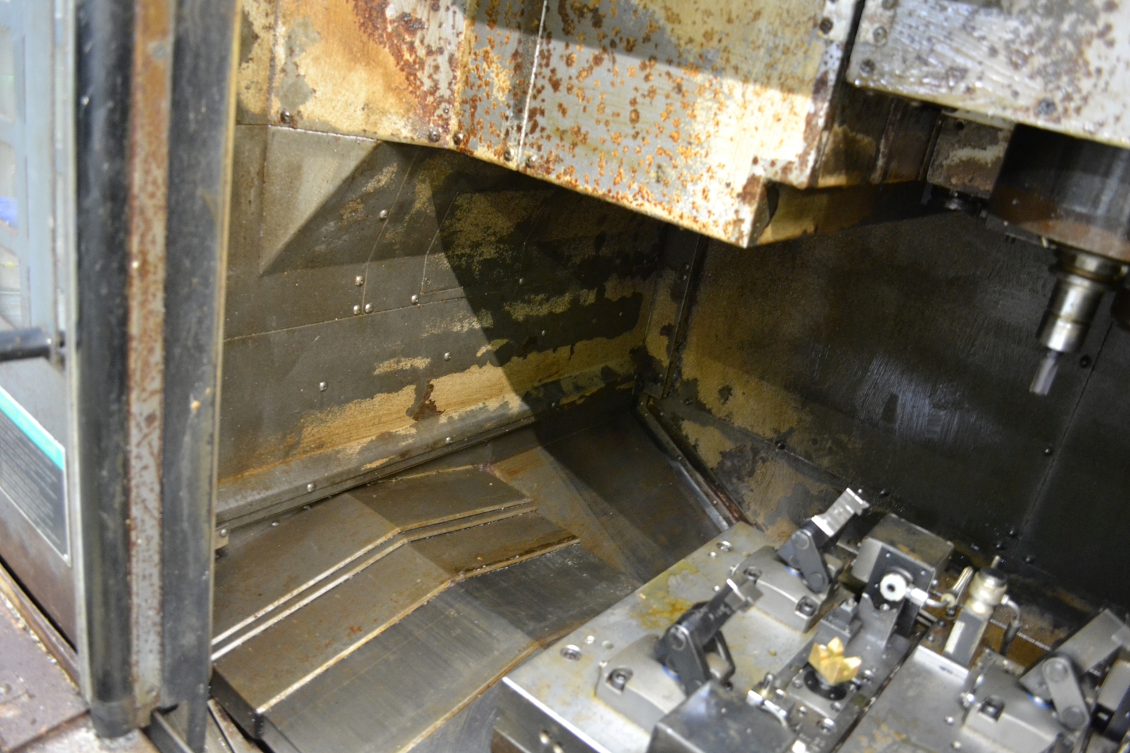 Megmunkáló központ 4