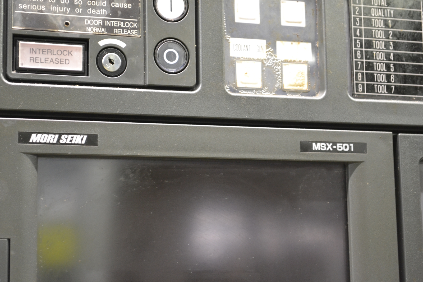 Megmunkáló központ 8