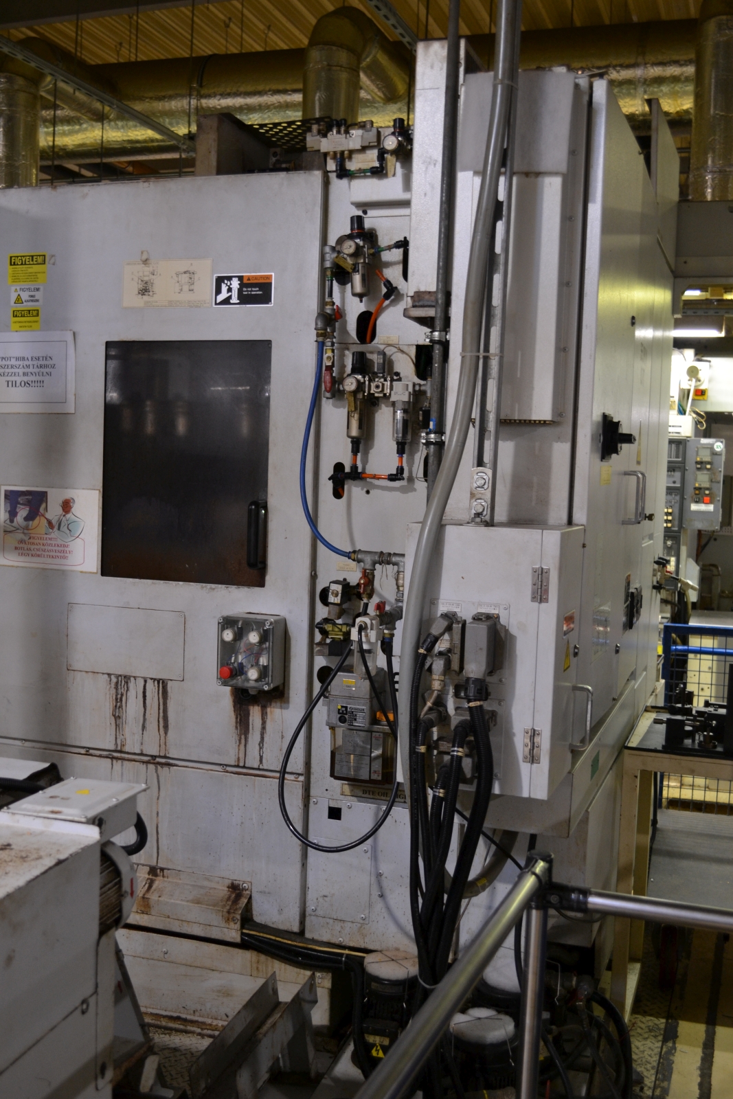 Megmunkáló központ 11