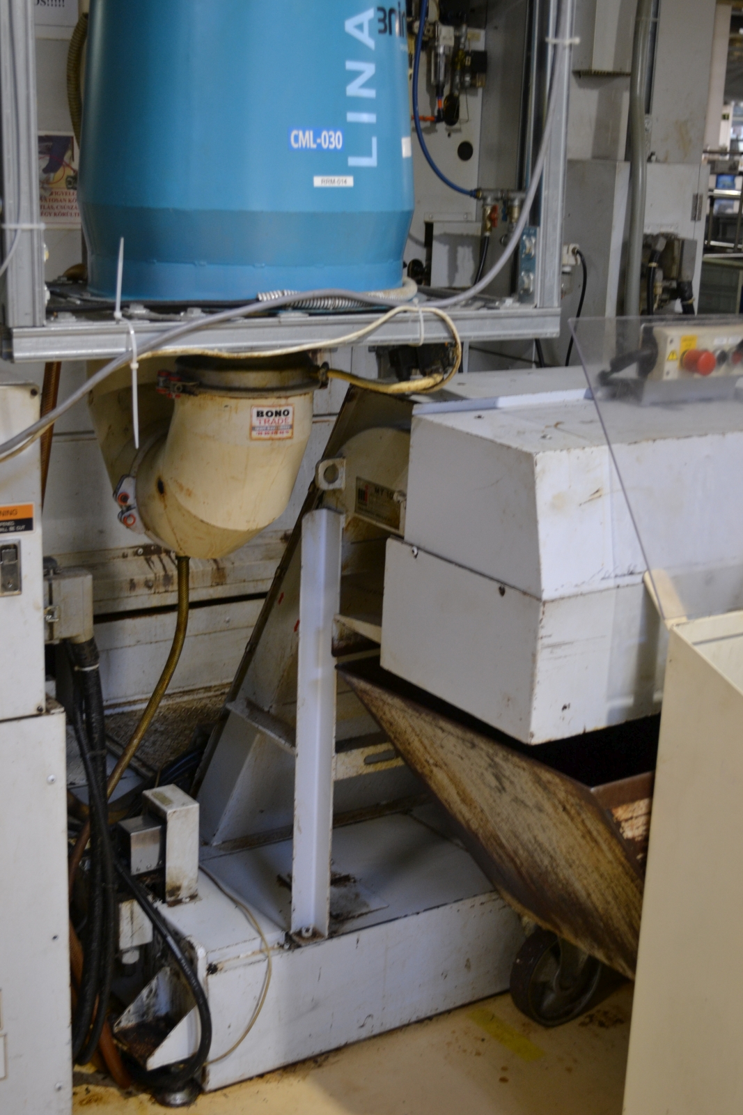 Megmunkáló központ 15