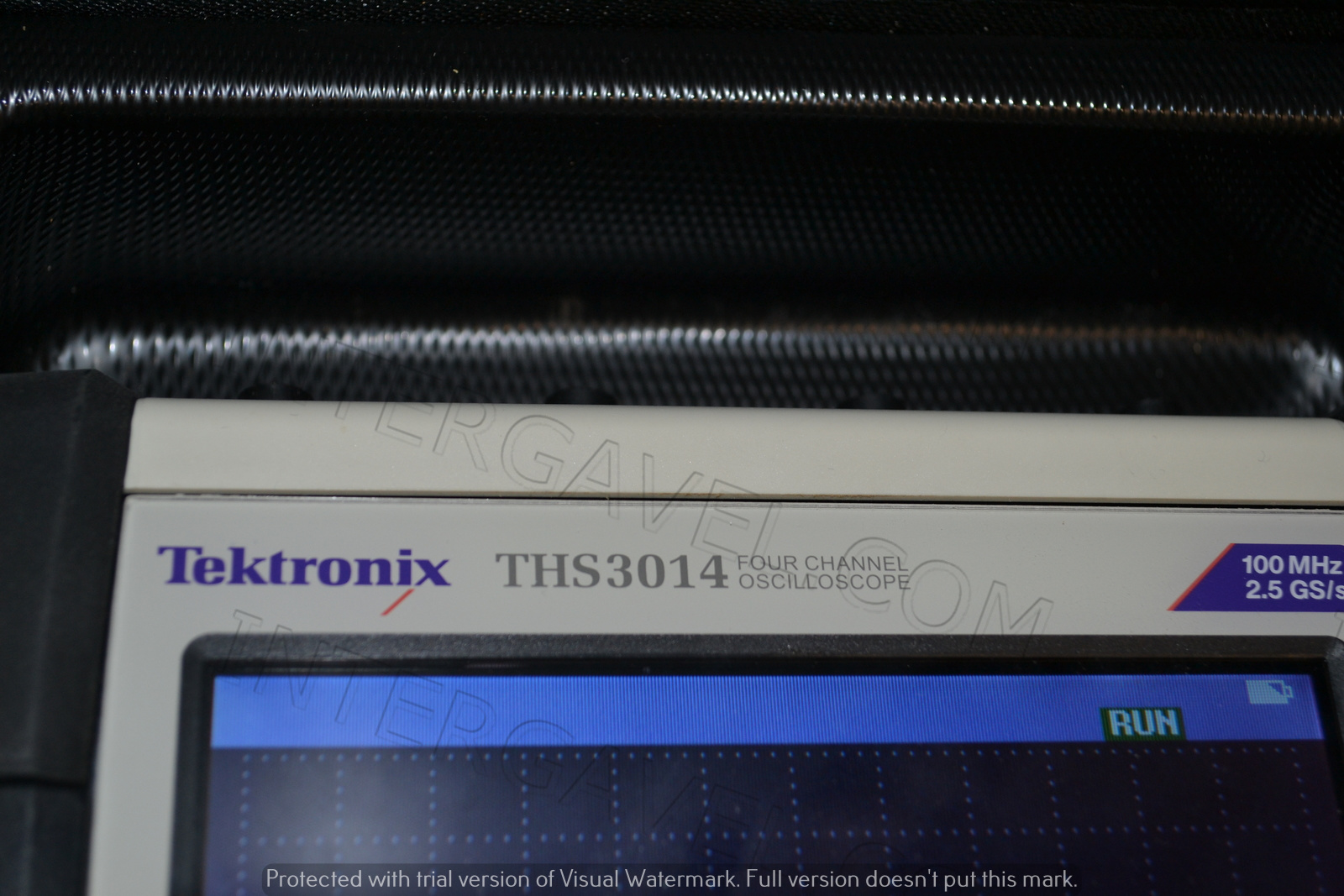 Tektronix hordozható oszcilloszkóp 3