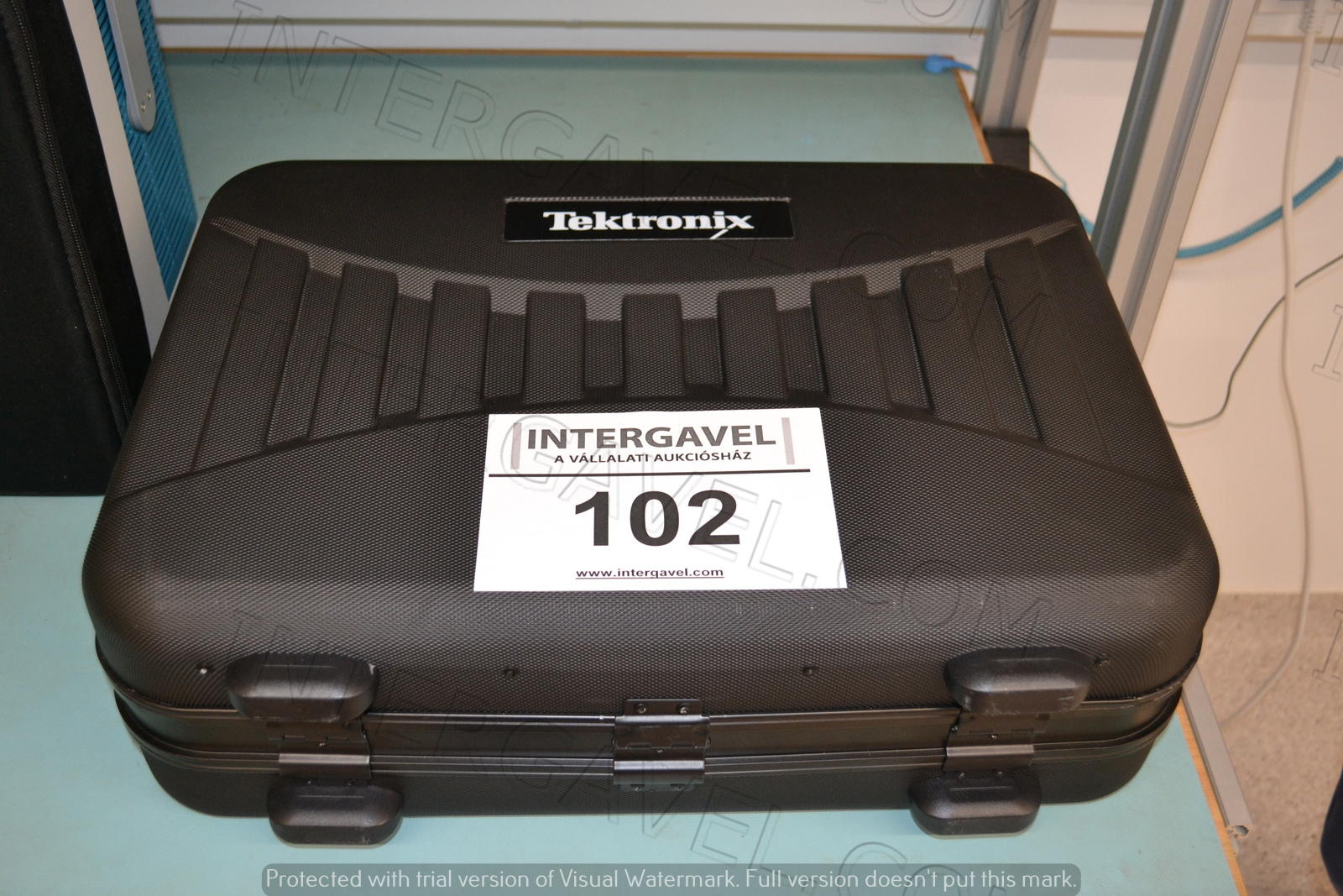 Tektronix hordozható oszcilloszkóp 5
