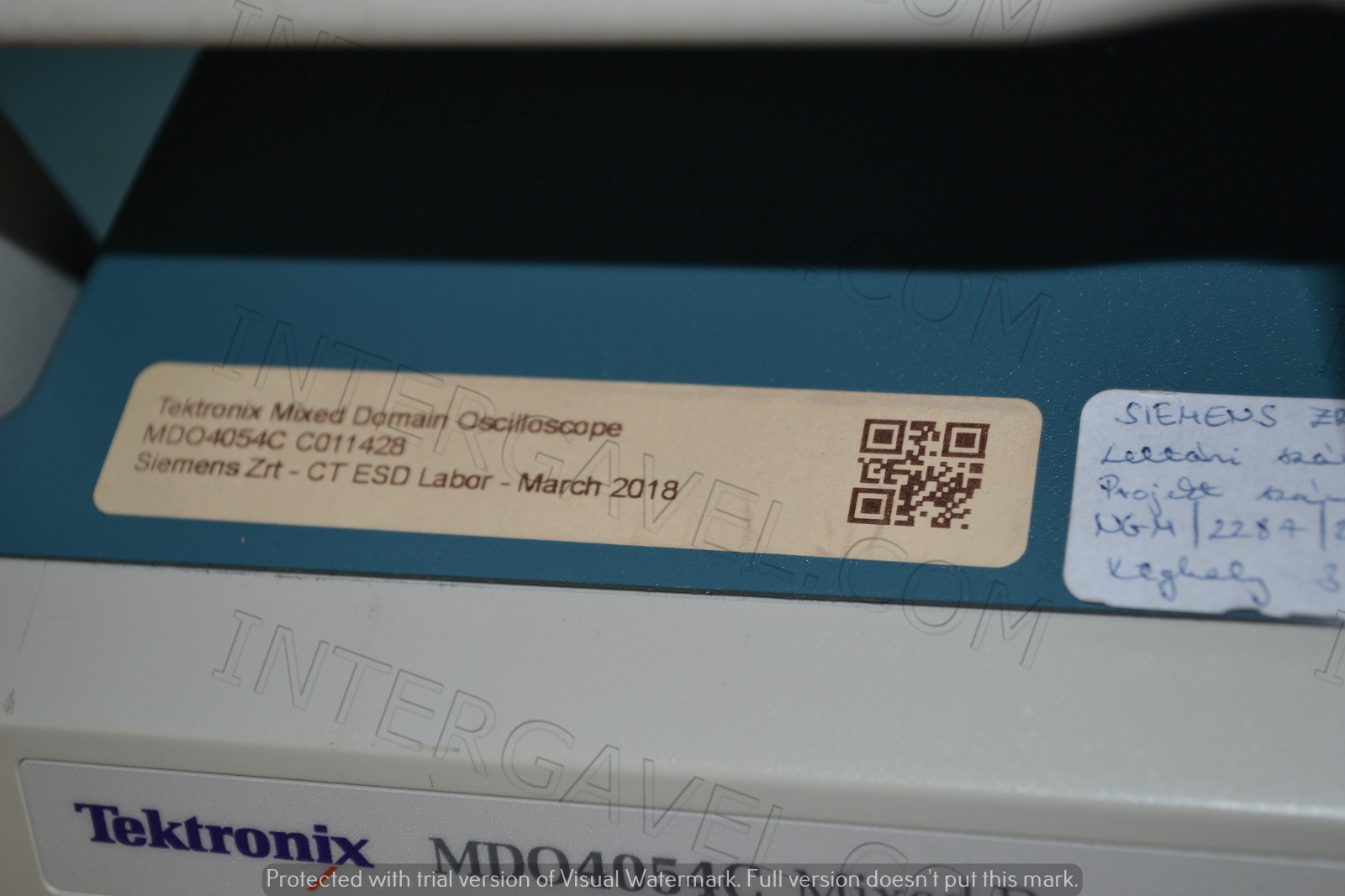 Tektronix mixed domain oszcilloszkóp 8