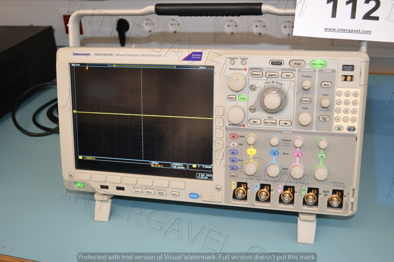 Tektronix mixed domain oszcilloszkóp 6