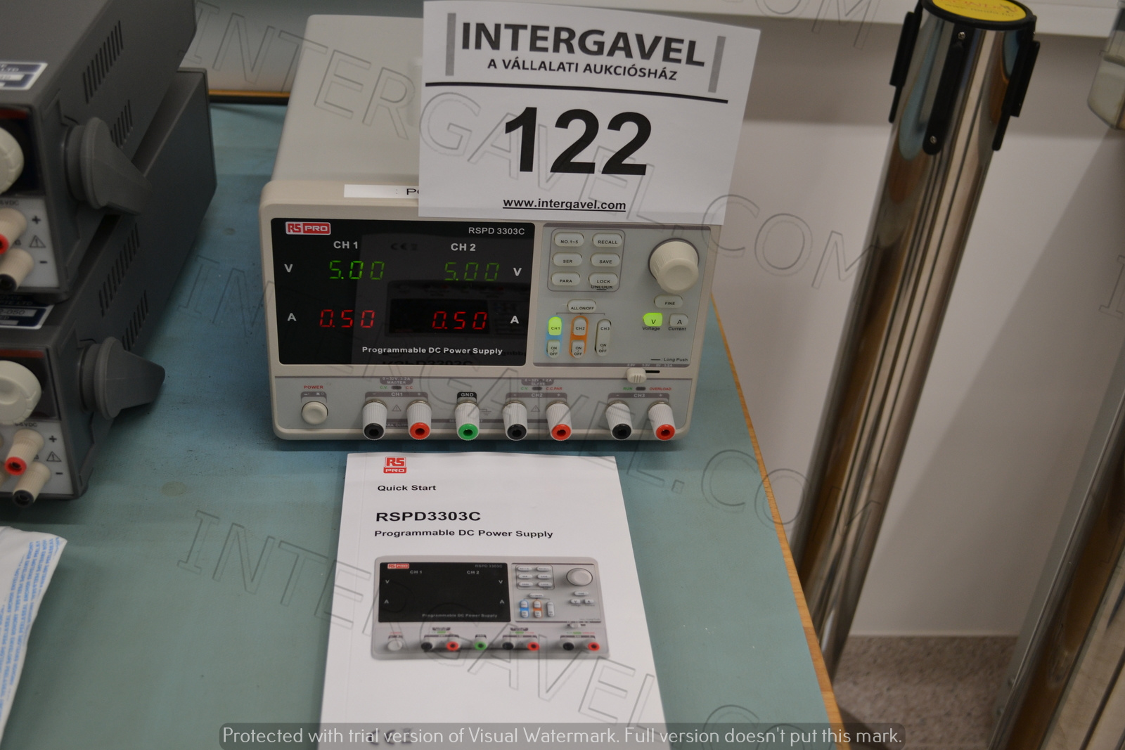 RS PRO programozható tápegység