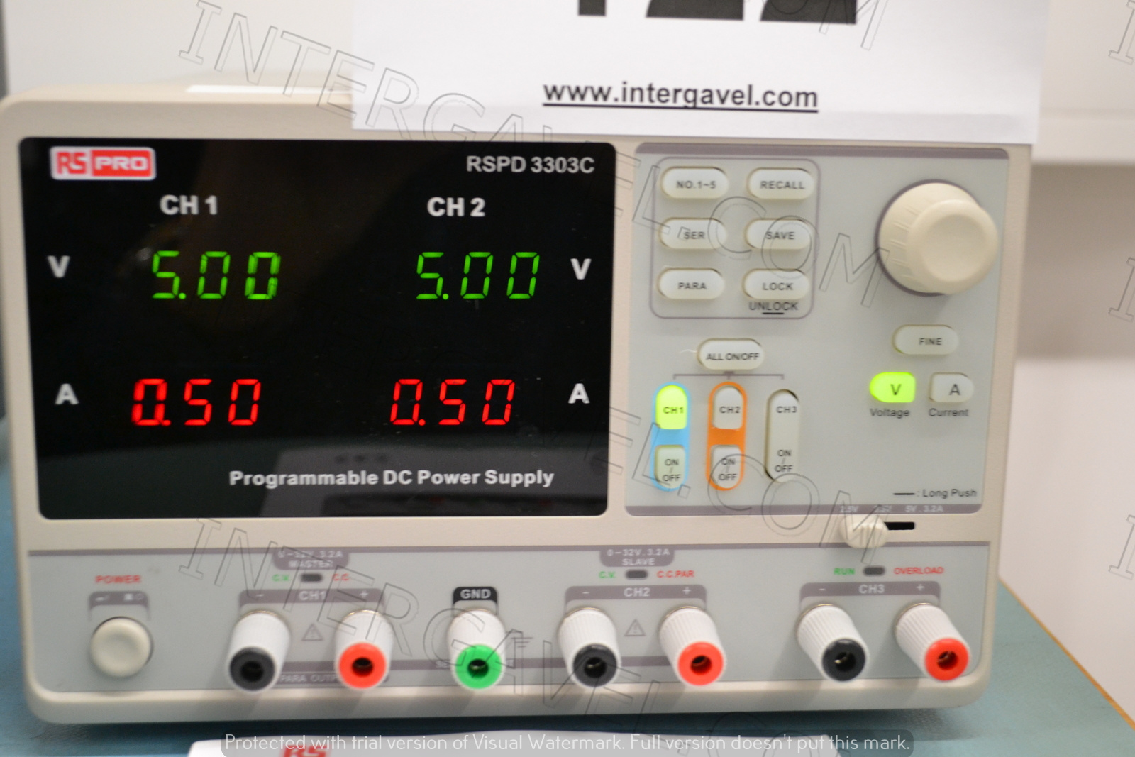 RS PRO programozható tápegység 2