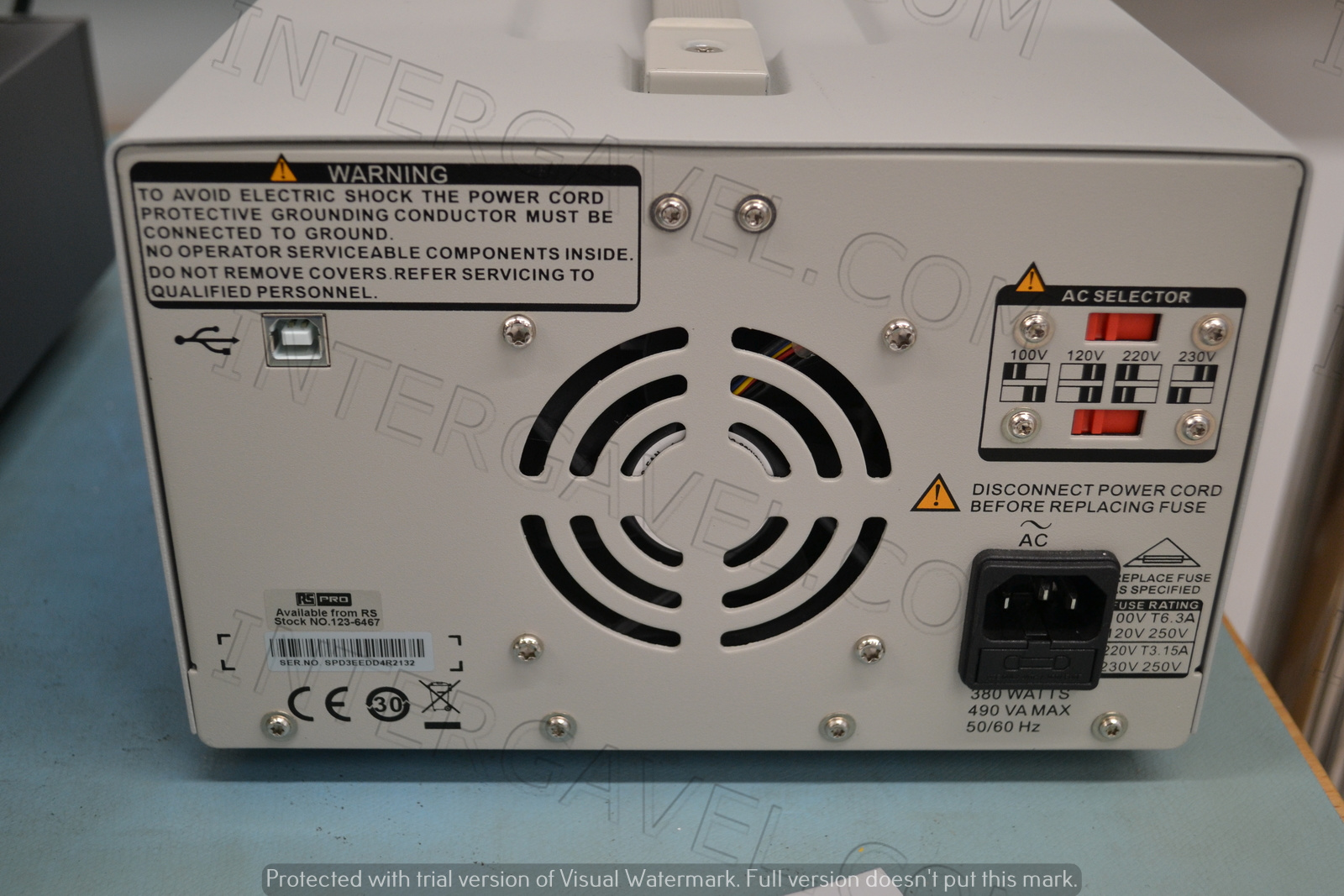 RS PRO programozható tápegység 3