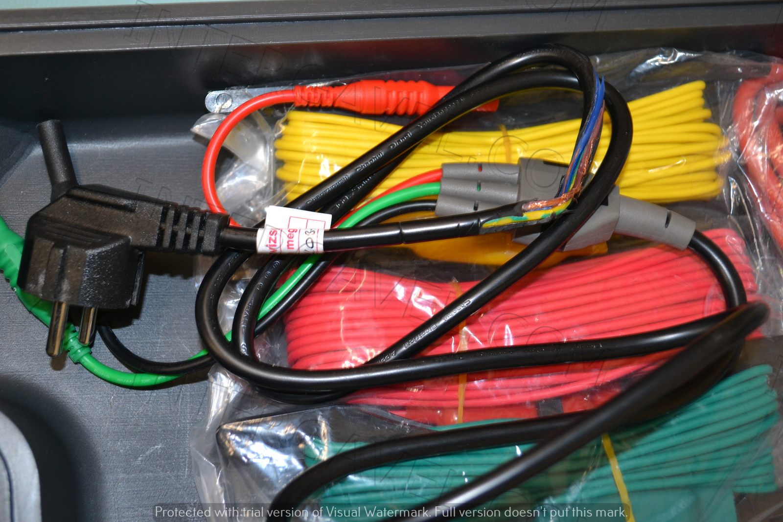 PeakTech hálózati biztonsági teszter 4