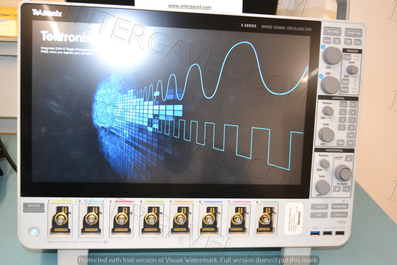 Tektronix oszcilloszkóp 4