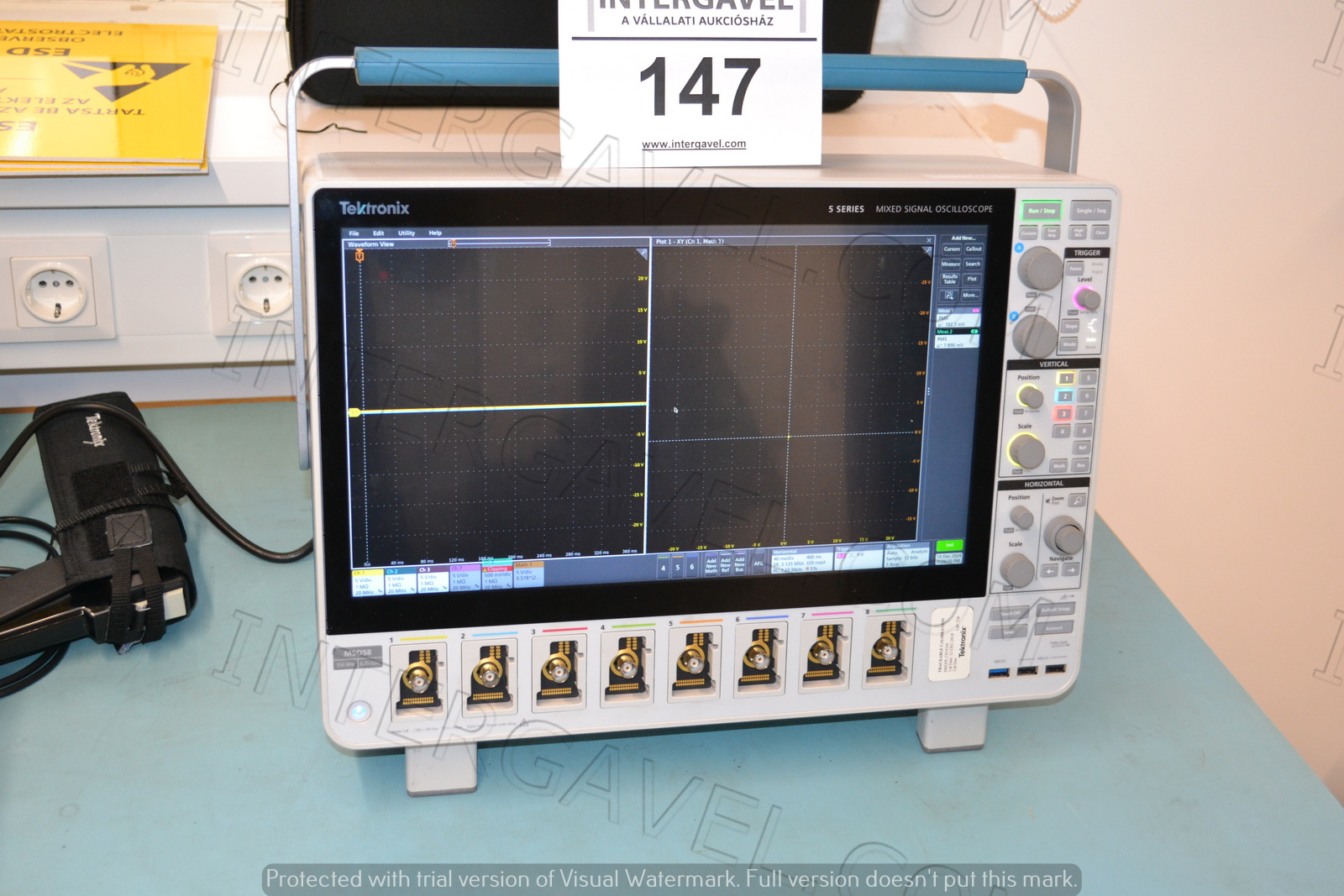 Tektronix oszcilloszkóp 5