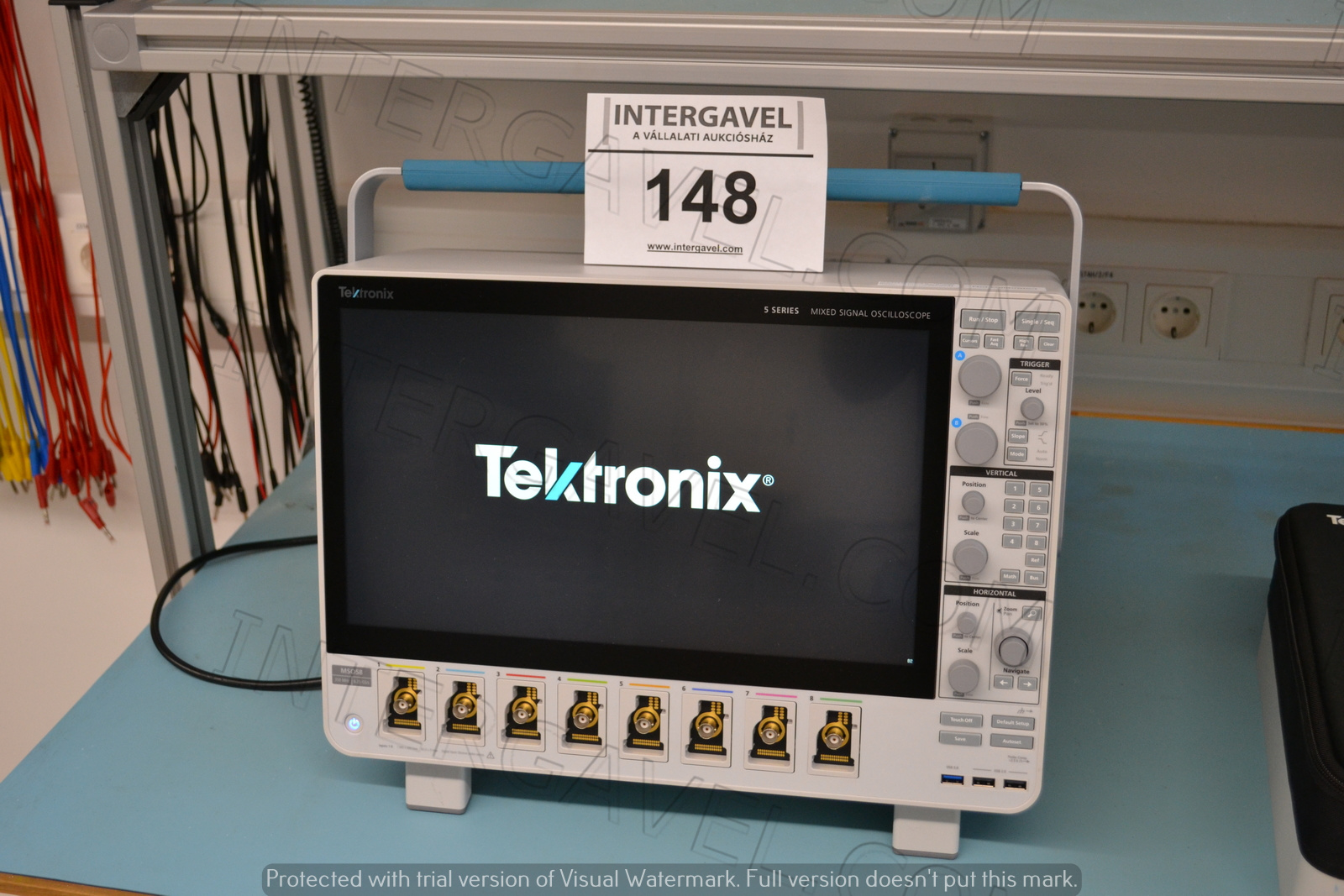 Tektronix oszcilloszkóp 8