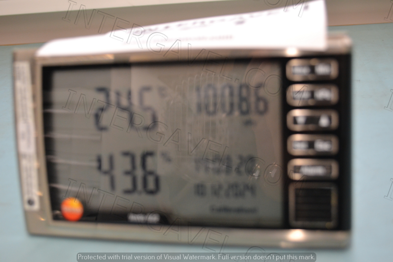 Testo higrométer nyomáskijelzővel 2