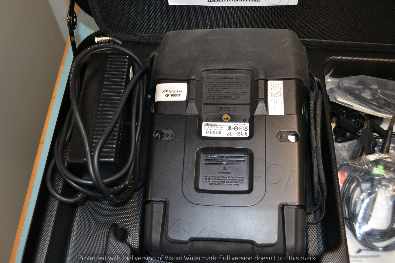 Tektronix hordozható oszcilloszkóp 3