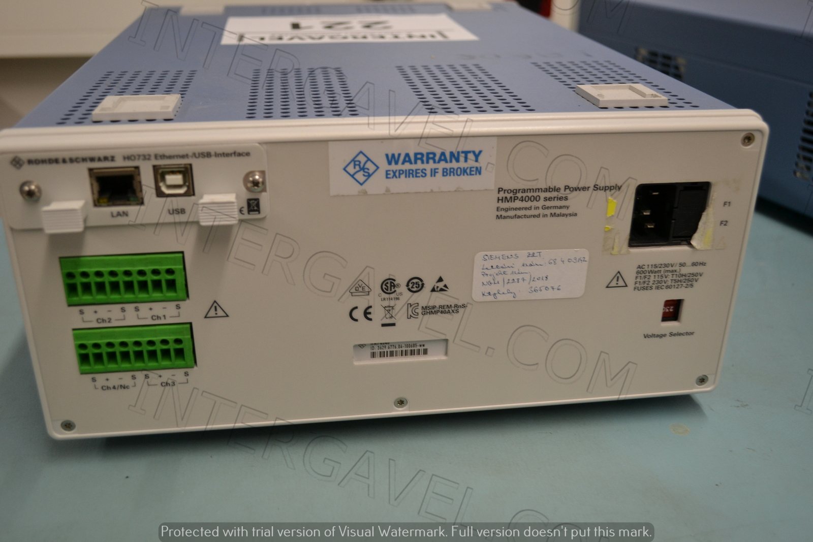 Rohde & Schwarz programozható tápegység 3