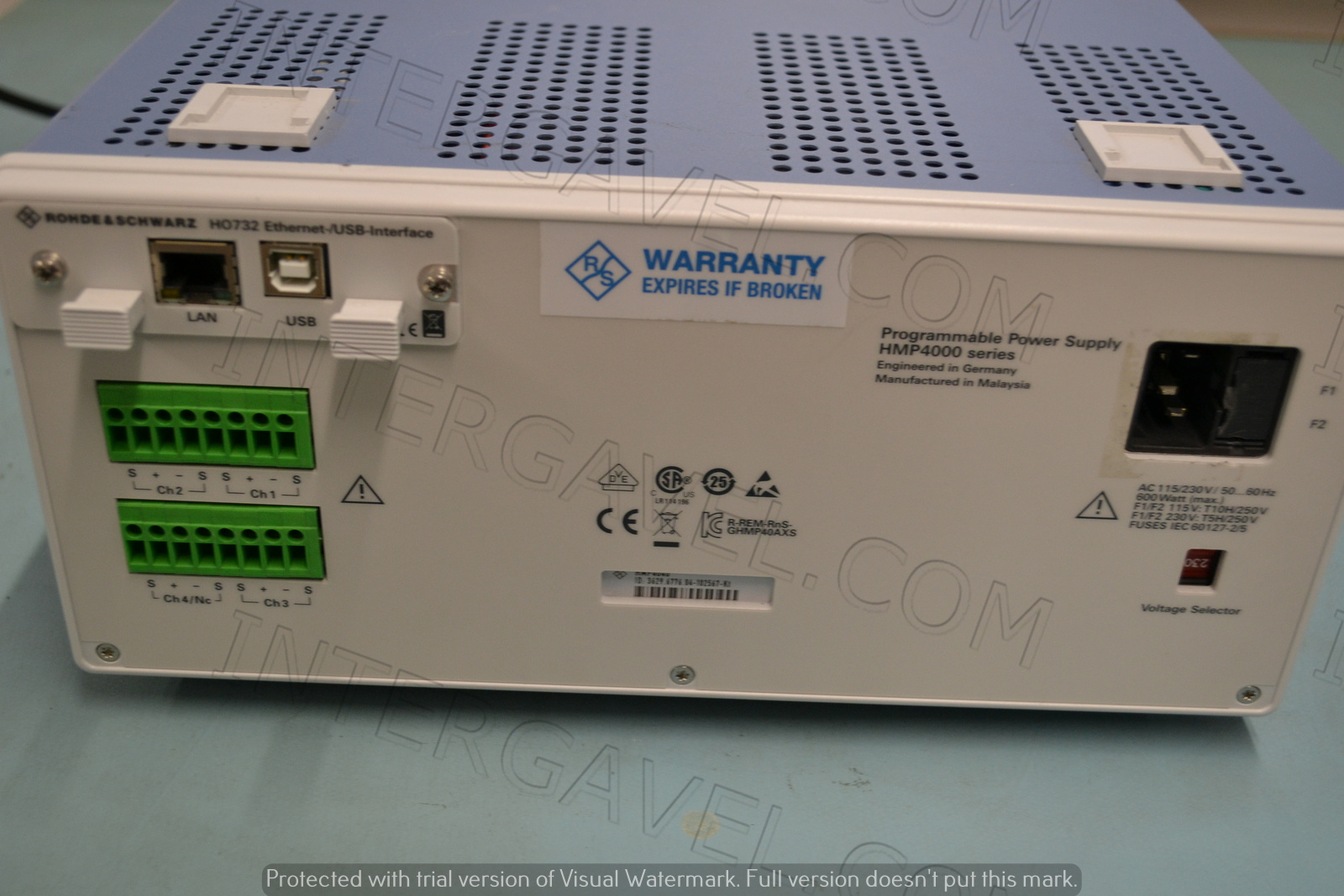 Rohde & Schwarz programozható tápegység 3