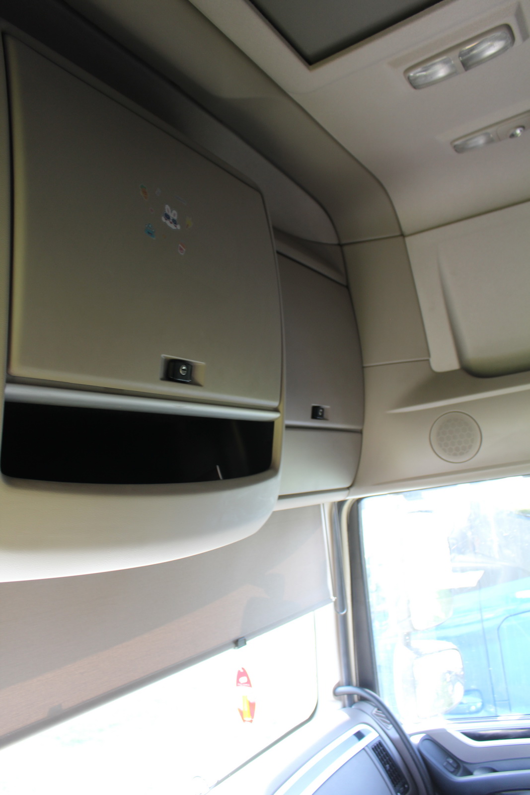 Nyergesvontató és pótkocsi 17