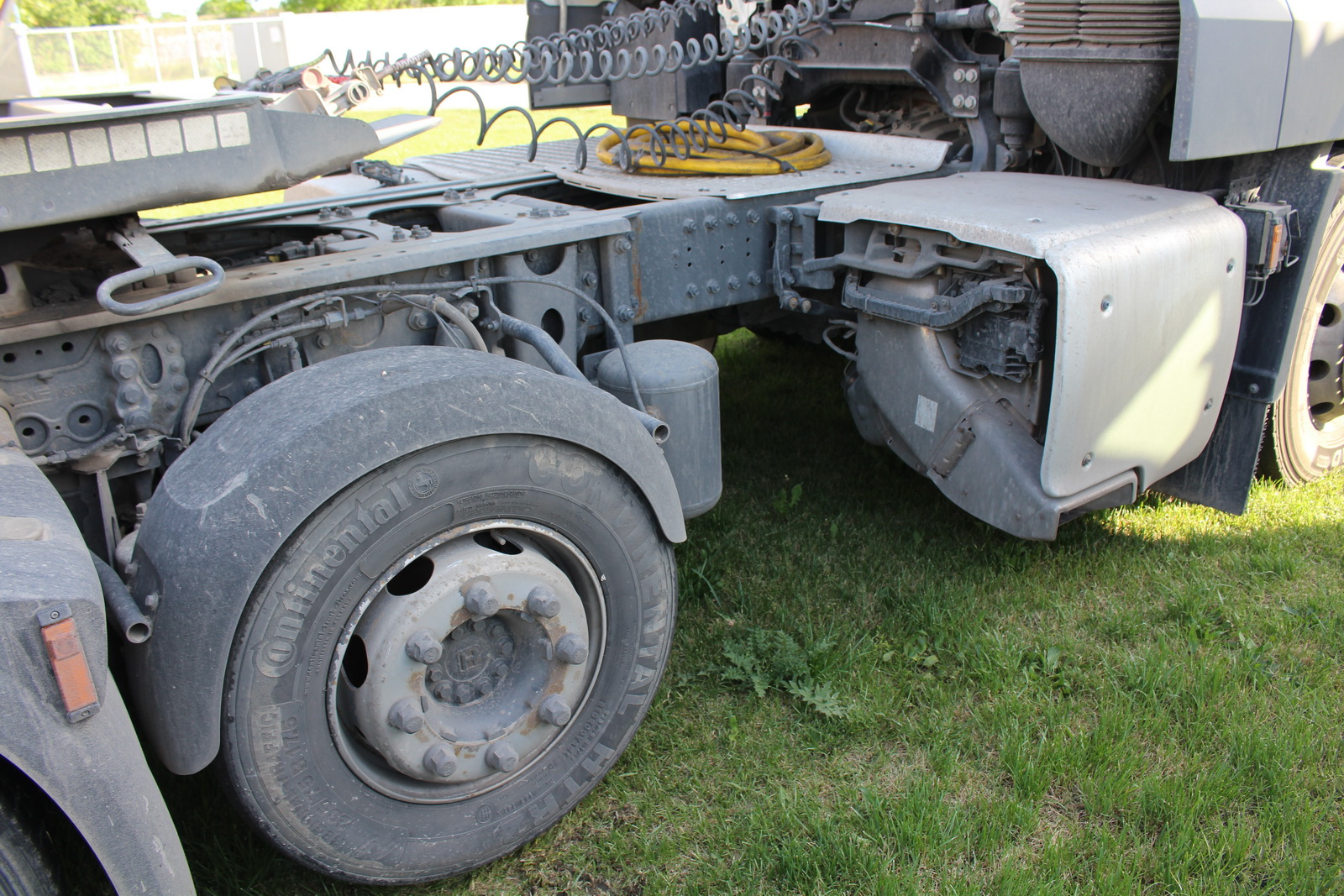 Nyergesvontató és pótkocsi 29