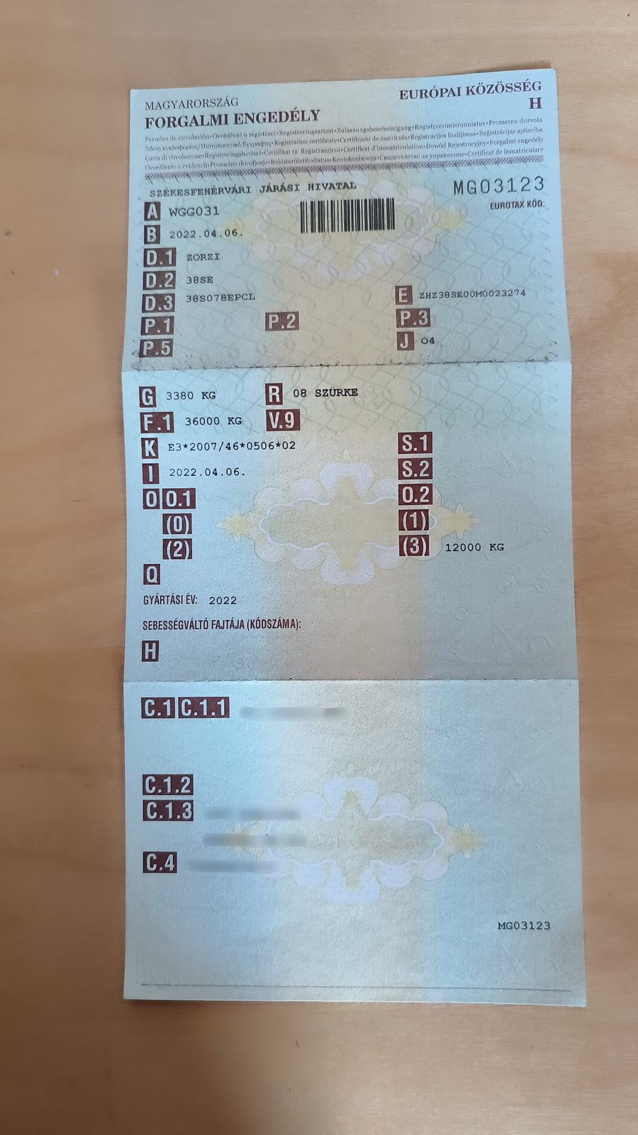 Nyergesvontató és pótkocsi 34