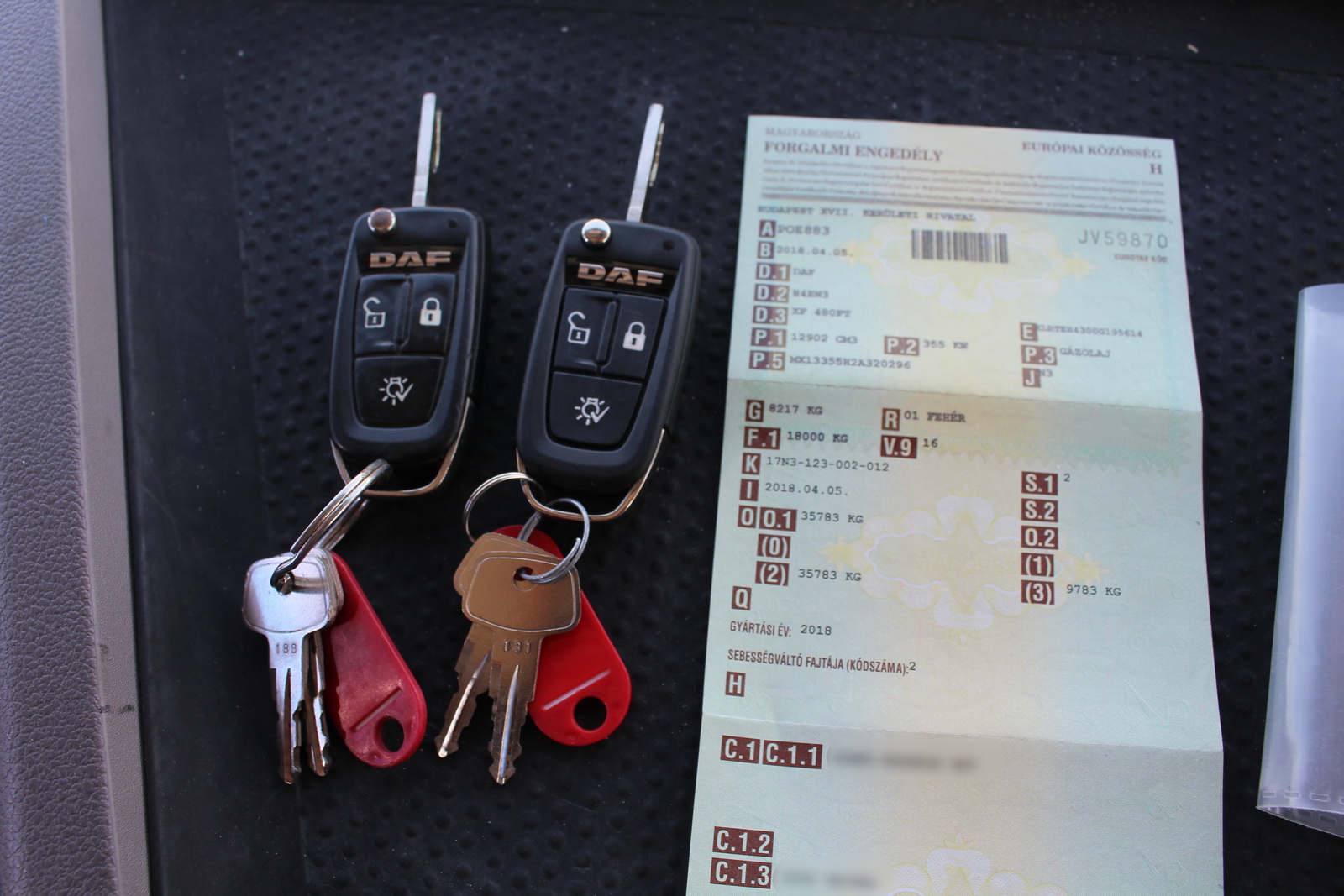 Nyergesvontató-DAF XF480FT 4