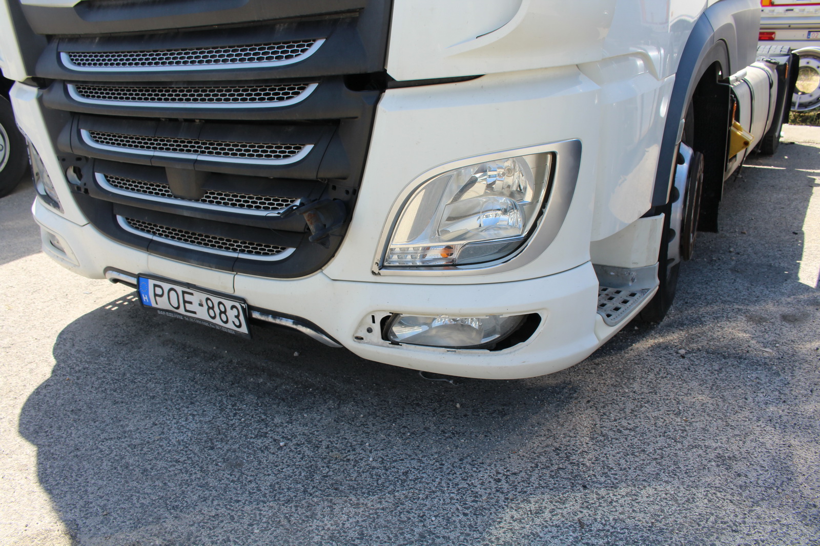 Nyergesvontató-DAF XF480FT 7