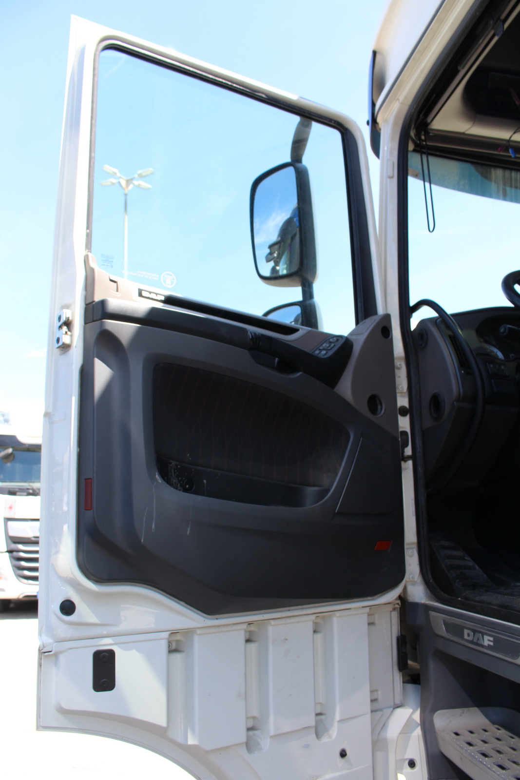 Nyergesvontató-DAF XF480FT 21