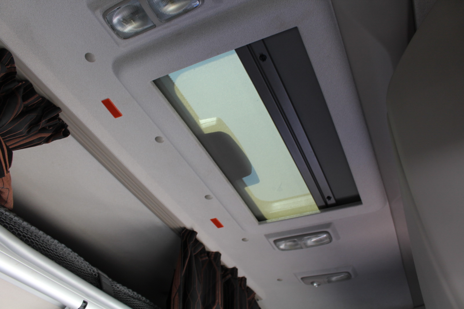 Nyergesvontató-DAF XF480FT 25