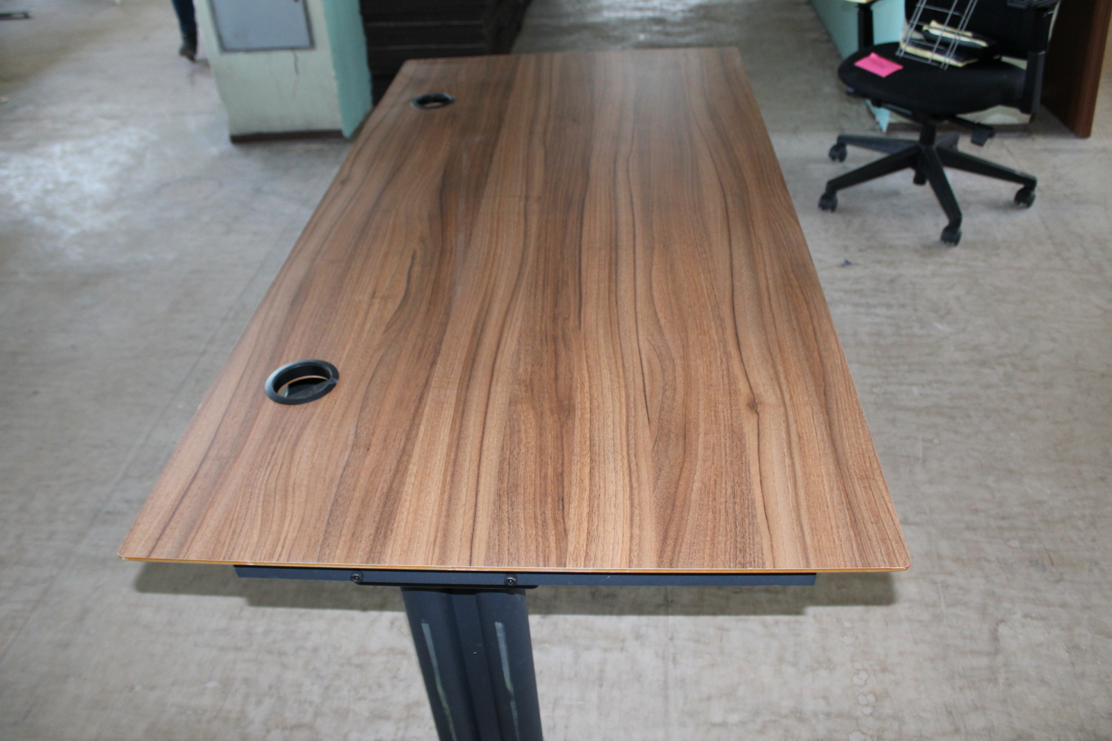 Electric lift table 3