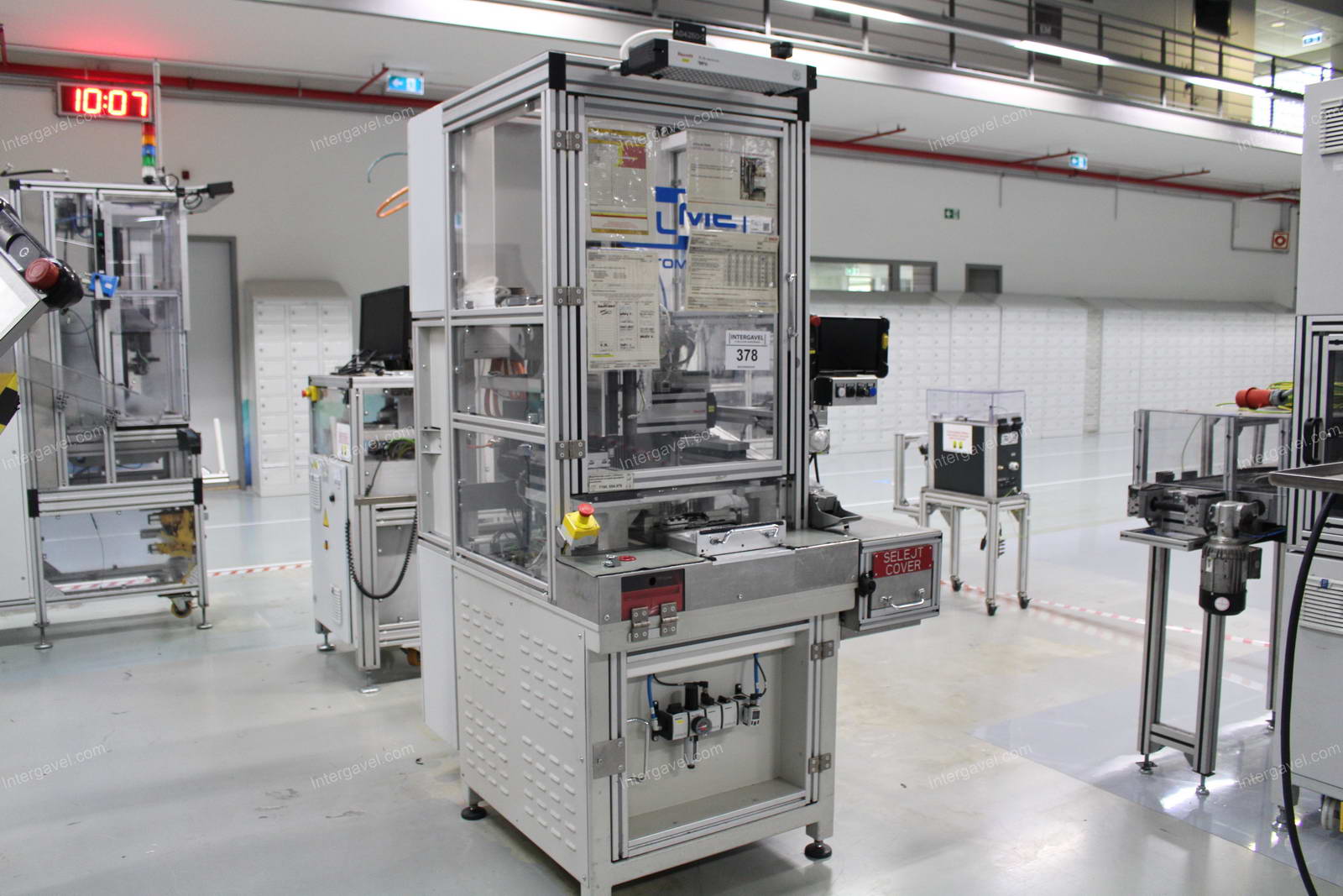 Szerelő munkahely (bontott)