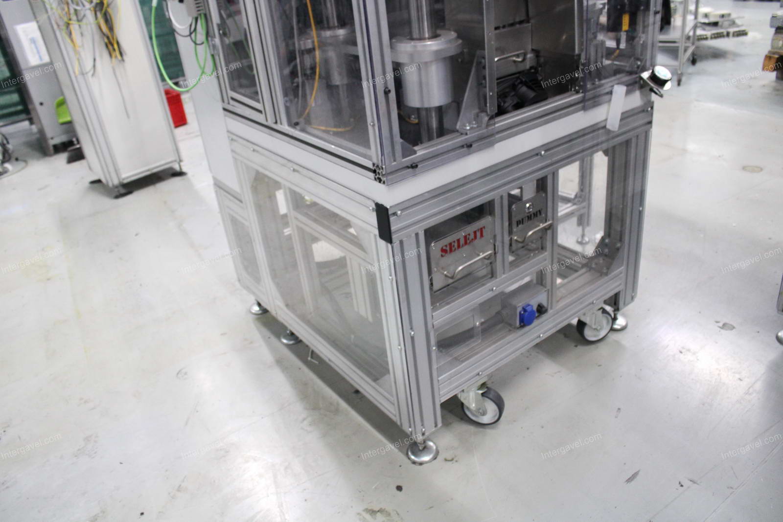 Szerelő munkahely (bontott) 8